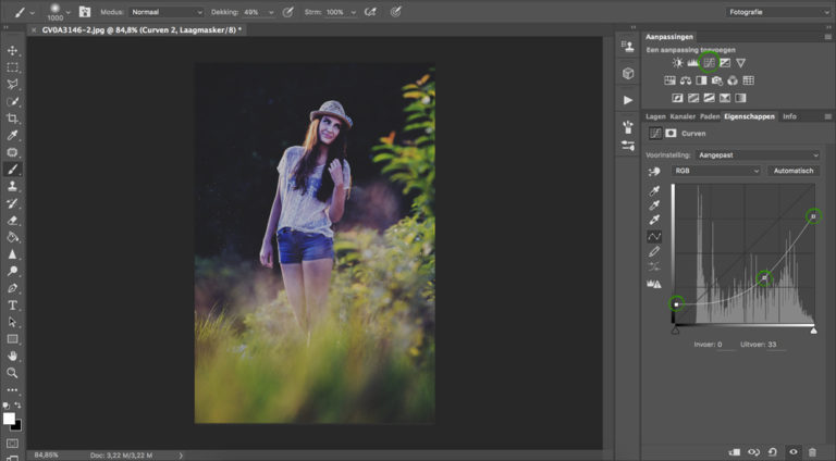 Met curven de foto donkerder maken