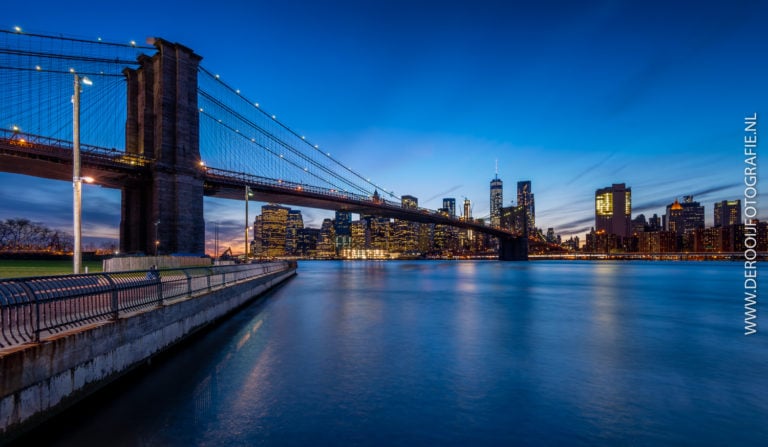 Mooiste foto's New York - Avondfoto skyline Manhattan en Brooklyn Bridge