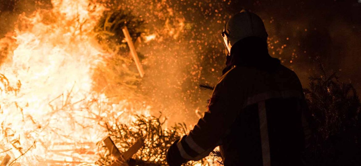 Foto Renzo Gerritsen - kerstboomverbranding (21)