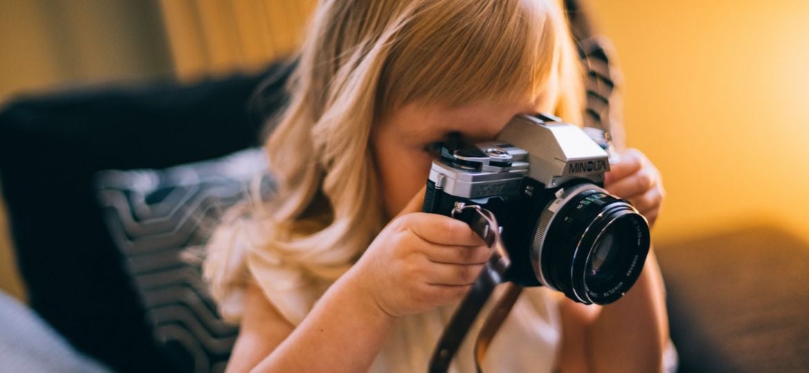 kinderen leren fotograferen