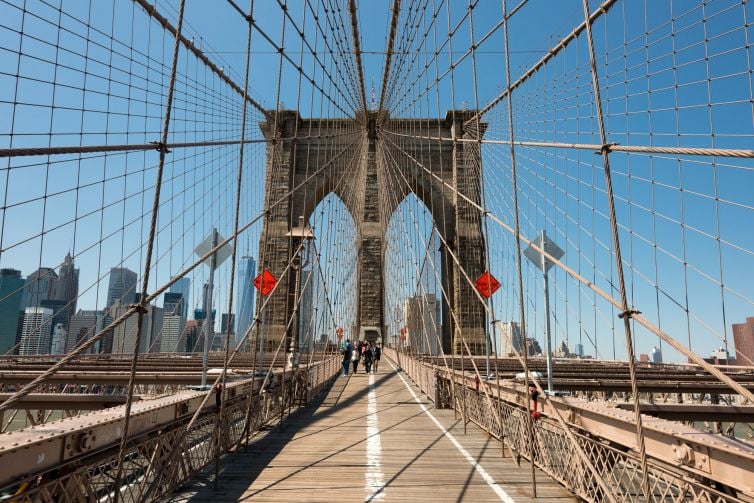 Foto op de Brooklyn Bridge in New York