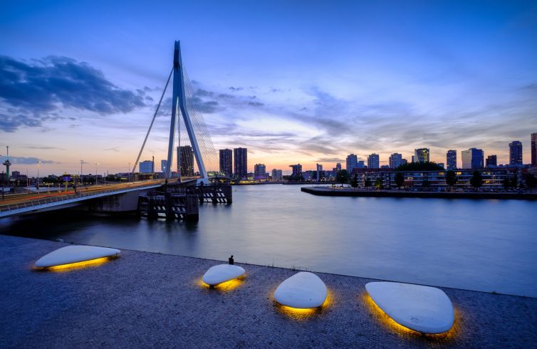 Mooiste avondfoto's Erasmusbrug