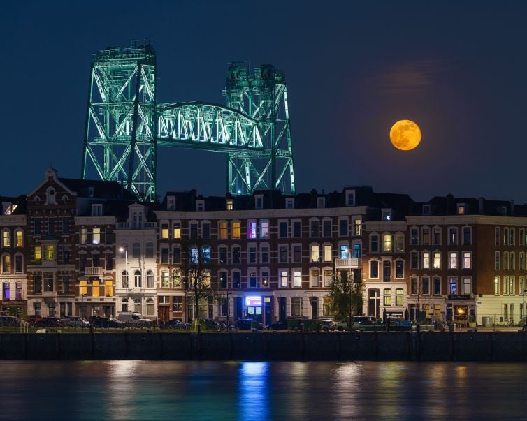 Avondfoto De Hef met de volle maan