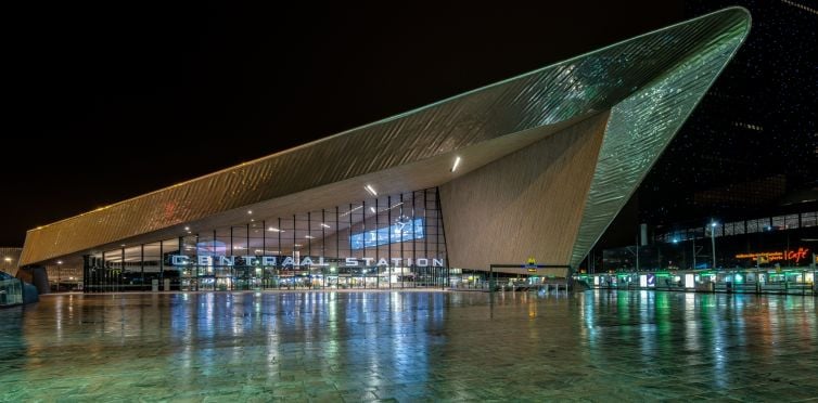 Foto Centraal Station Rotterdam in de nacht