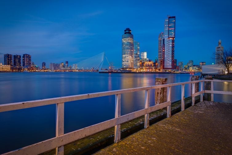 Mooiste skyline foto van Rotterdam vanaf Katendrecht