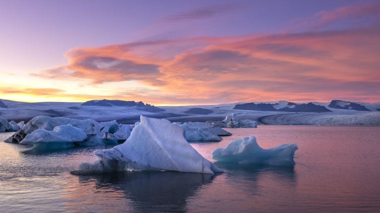 Copyright Mkphotograph