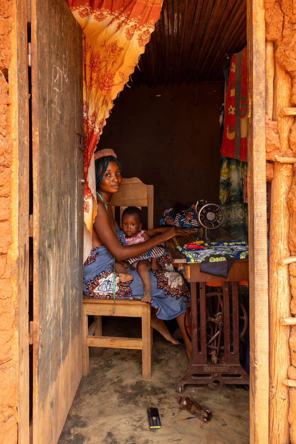 Eenvoudige en betrouwbare fotografie-uitrusting klaar voor gebruik in het veld