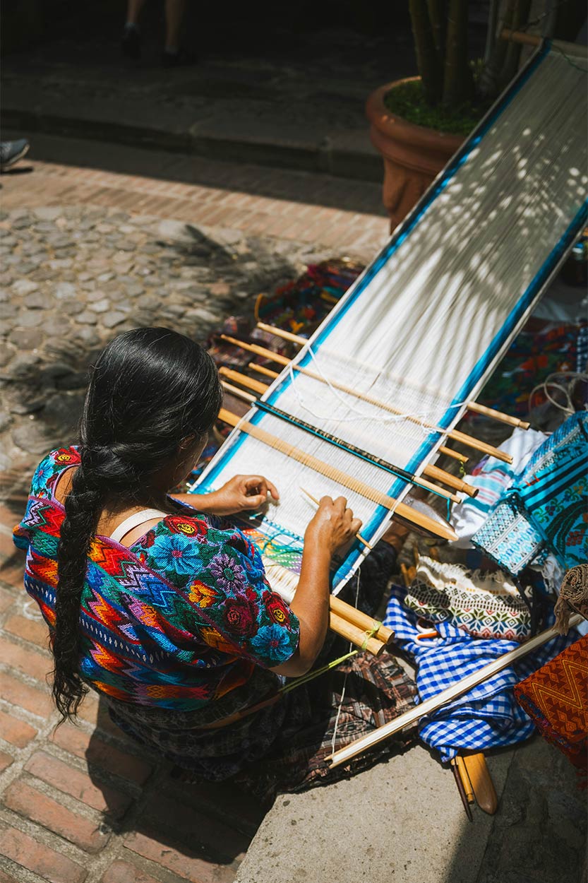 Lokale weeftechnieken voor kleding - Fotoreis Guatemala